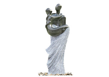 China Fuentes de agua eternas de princesa Hug Statue para la decoración del jardín proveedor